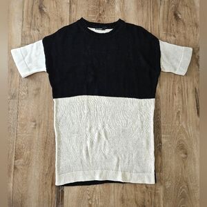 Marimekko Color Block Black and White Knot Sweater Top Size Small